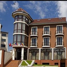 Widok zewnętrzny RHC Royal Hotel Oradea Fotos
