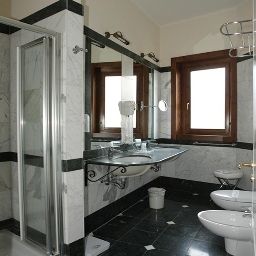Camera da bagno Bonaccorsi Grand Hotel Fotos