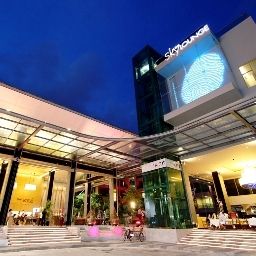 Vue extérieure The KEE Resort & Spa Patong, Phuket Fotos