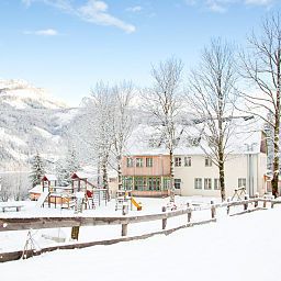Außenansicht JUFA Grundlsee Fotos