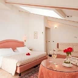 Habitación Kursaal Logis Fotos