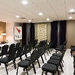 Sala de reuniones Husa Via Sevilla Mairena Fotos