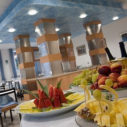 Sala colazione nel ristorante Salus Fotos