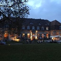 Außenansicht Schloss Kartzow Fotos