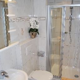 Badezimmer Wortmann Pension Fotos
