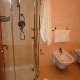 Bathroom Como Hotel Como Fotos