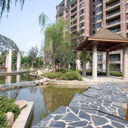Außenansicht Lanson Place Jin Qiao Residences Fotos