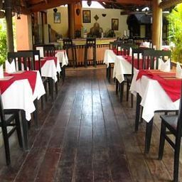 Salle du petit-déjeuner située dans le restaurant Angkoriana Hotel No. 297, Vithey Ch Fotos
