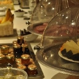 Buffet Art Hotel Congres Fotos