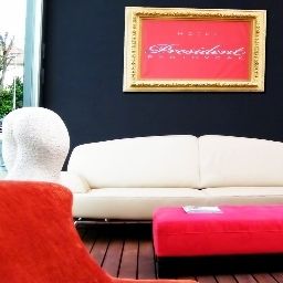 Recepción President Pantovcak Design Boutique Hotel Fotos
