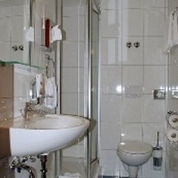 Camera da bagno Drive IN Fotos