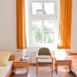 Zimmer Kloster Maria Engelport Gästehaus Fotos