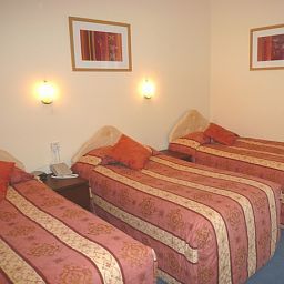 Room Angus Hotel & Almonds Restaurant Fotos
