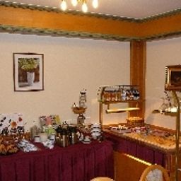 Buffet Schmid Garni Fotos