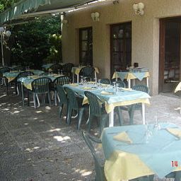 Terrasse Le Baraton Fotos