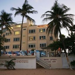 Vista esterna Atlantic Beach Hotel Fotos