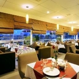 Breakfast room within restaurant Golden River Hotel Fotos