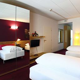 Camera College Garden Hotel Fotos