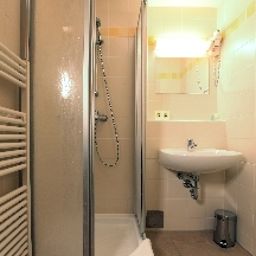 Cuarto de baño JUFA Schladming Fotos