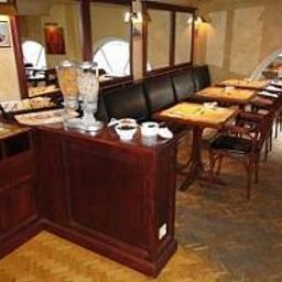 Frühstücksraum im Restaurant Malon Fotos