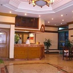 Hall Citadel Inn Makati Fotos