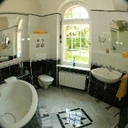 Bathroom Schloss Libnitz Fotos