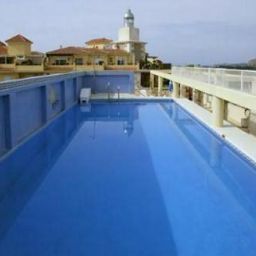 Pool COURTNEY Aff Spa Meson de la Luna Fotos