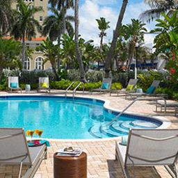 Pool Wyndham Garden Miami South Beach Fotos