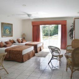 Room Tradewinds Hotel Fotos