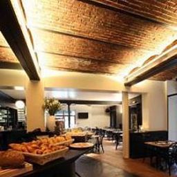 Breakfast room within restaurant De Groene Hendrickx Fotos