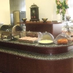Buffet Innocenti Fotos