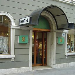 Vista exterior Italia Fotos