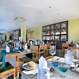 Frühstücksraum im Restaurant Oura Praia Hotel Fotos