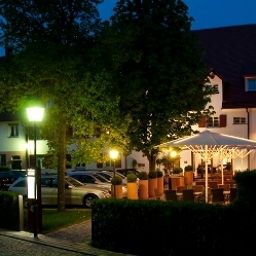 Außenansicht Löwen Fotos
