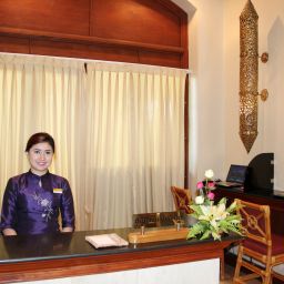 Réception Chatrium Hotel Royal Lake Yangon Fotos