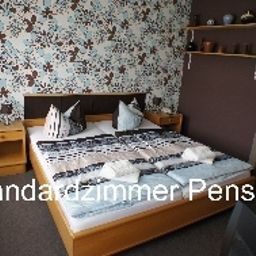  Exempel-Schlafstuben und Altstadtpension Fotos