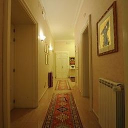 Innenansicht Roman Terrace Guest House Fotos