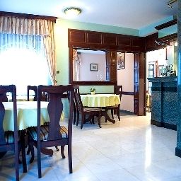 Breakfast room within restaurant Vila Lux Hotel Fotos