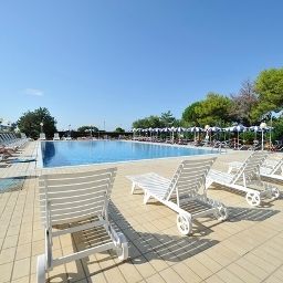 Piscina Danieli Fotos