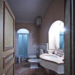 Camera da bagno Arnaldo Aquila d’oro Fotos