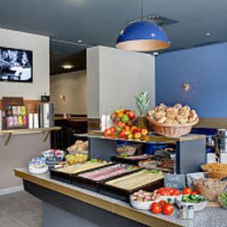 Buffet Meininger Hotel Salzburg City Center Fotos