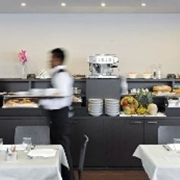 Buffet M14 Fotos