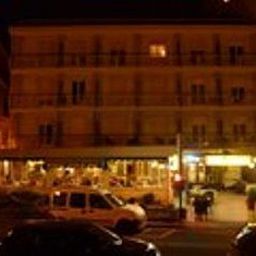 Widok z hotelu Svizzera Fotos