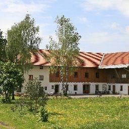Фасад Bernhardhof Pension Fotos