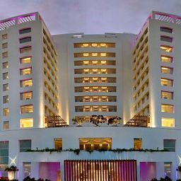 Exterior view The Raintree Anna Salai Fotos