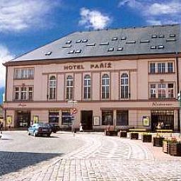 Außenansicht Pariz Fotos