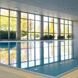 Pool Vier Jahreszeiten Fotos