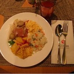 Buffet Sky Park Hotel In Myeongdong Fotos