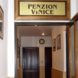 Vista all'interno Karlstejn Vinice Penzion Fotos