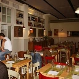 Restaurant City Guest House Fotos